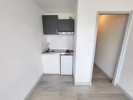 location appartement 1 pièce 17 m² à clermont-ferrand (63000)