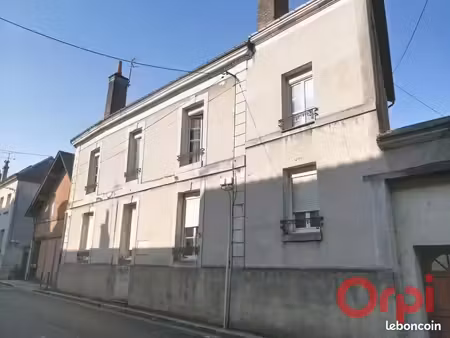 immeuble 10 pièces 285 m²