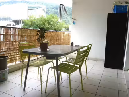 location appartement 2 pièces 49 m² à saint-denis (97400)