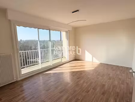 vernouillet secteur mairie appartement f3 en résidence