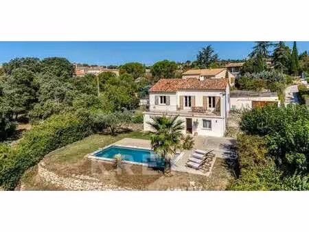maison avec piscine et jardin reillanne (04)