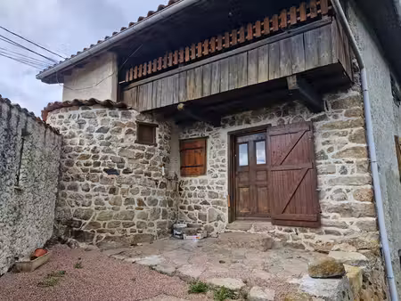 saint just en chevalet - maison de pays avec terrain