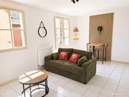 studio meublé 25m² - centre blois- parking