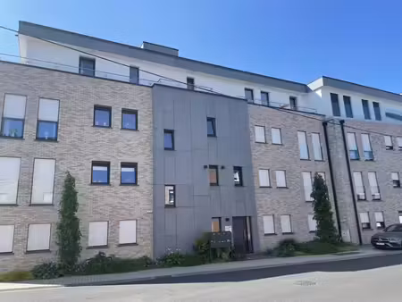 penthouse exclusif avec grande terrasse et garage