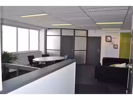 bureaux sur une excellente location à des bonnes conditions