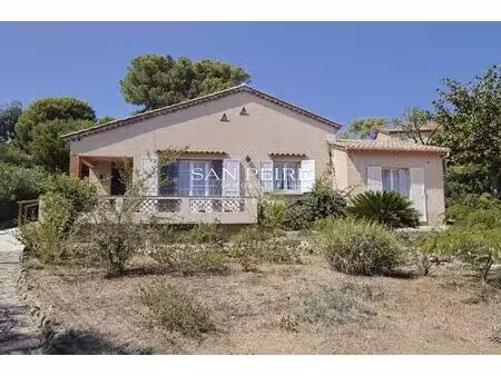 maison proche de la mer aux issambres