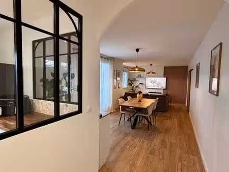 maison entièrement rénovée