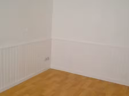 bureau 25m²