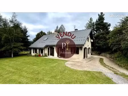 maison 7 pièces 164 m²