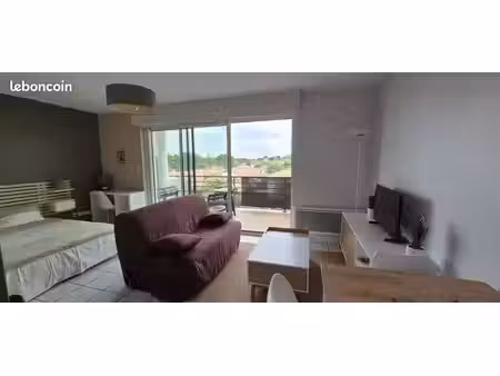 t1bis avec terrasse  cave et pkg sous-sol