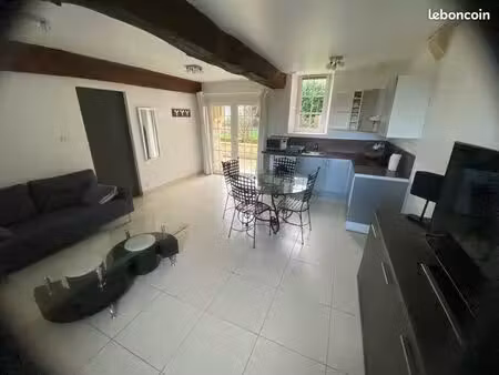 appt t2/f2 meublé et équipé 42m2