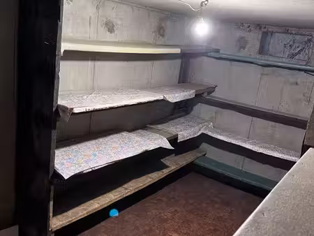 cave à louer 14 m2