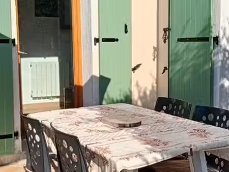 beau 2 pièces tout équipé terrasse parking