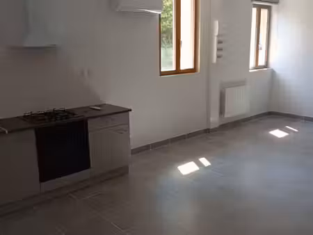 appartement à louer castillon la bataille 600