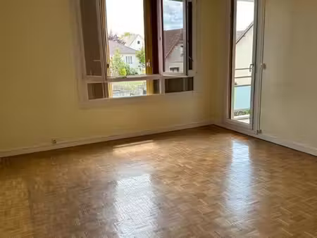 appartement f3 au parc de marzy