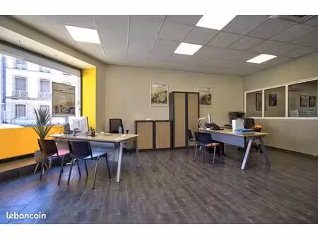 bureaux  local commercial 142 m² agen