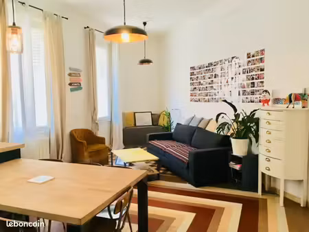 t2 50m2 panier/republique