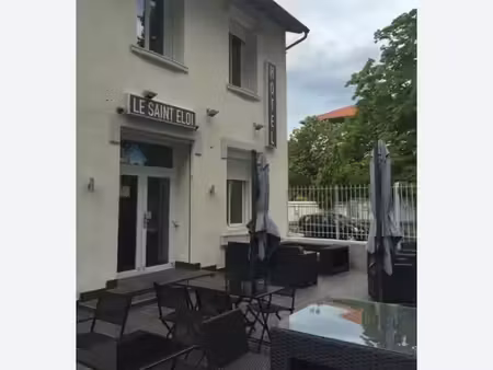 hôtel bar restaurant