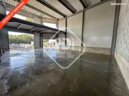 local d'activite 150 m² castries