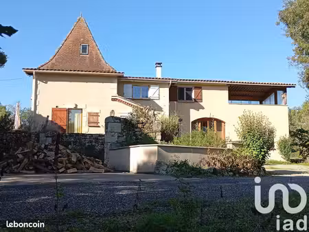propriété 5 pièces 133 m²