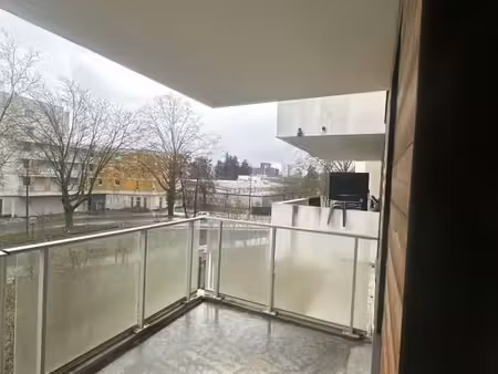 appartement 4 pièces 84 m²