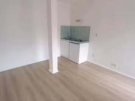 studio 1 pièce 40 m²