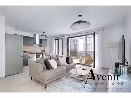 location centre limonest - appartement t3 meuble avec terrasse - garage ferme