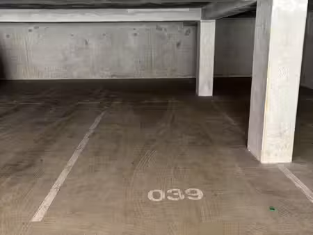 parking betheny 25m2