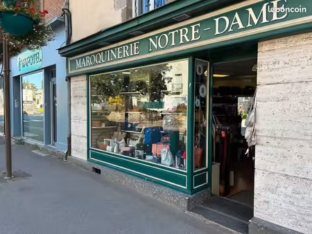 à louer – local commercial/bureau 22 m² – hyper centre de mayenne