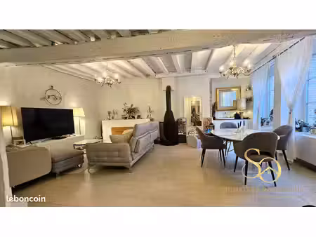 maison 6 pièces 246 m²