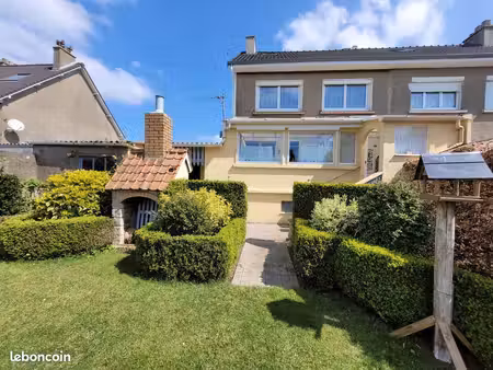 maison 4 pièces 85 m²