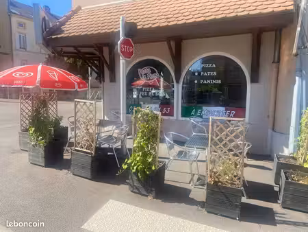 pizzeria four à bois