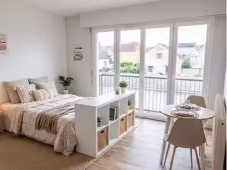 studio meublé – proche centre-ville – disponible début octobre