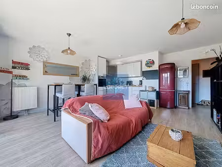 appartement 4 pièces 84 m²