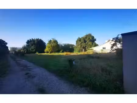 terrain à vendre