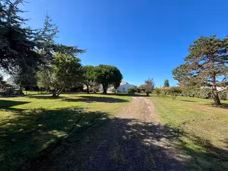 terrain à vendre