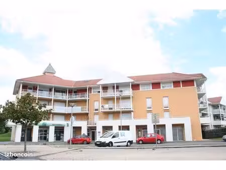 vente t2 bis 52 m2 avec 2 places dans parking aérien sécurisé