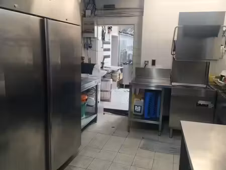 restaurant clé en main – 60 couverts – très bon emplacement
