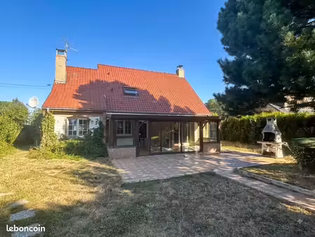 pavillon 5 pièces 153 m²