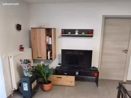 superbe t2 55 m2 meublé prêt à vivre avec balcon