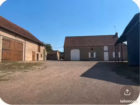 corp de ferme