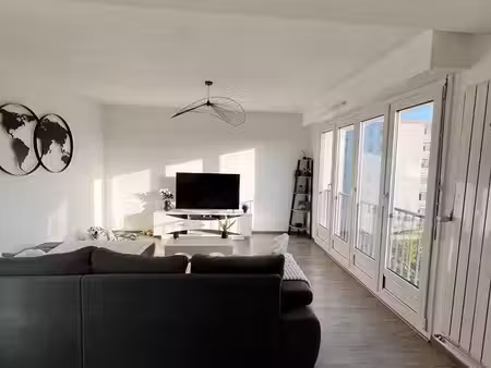 appartement de 86 m² entièrement rénové – lumineux – ascenseur – lingolsheim