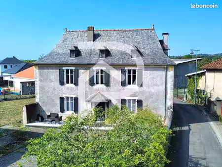 maison 7 pièces 177 m²