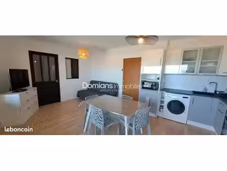 studio 1 pièce 32 m²