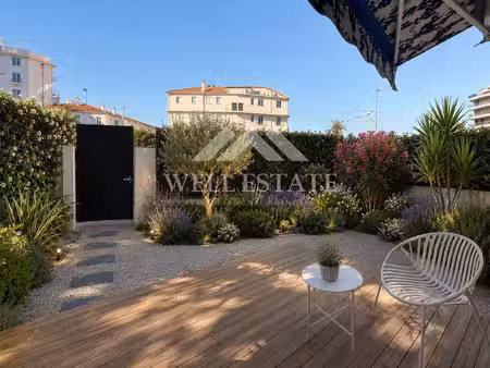 cannes – proche croisette & port canto – appartement rénové 3 chambres avec terrasse de 11