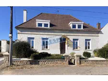maison en pierres blanches rénovée secteur d'agnez
