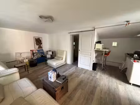 charmante maison avec beau potentiel