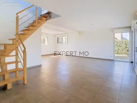 maison 4 pièces 111 m²