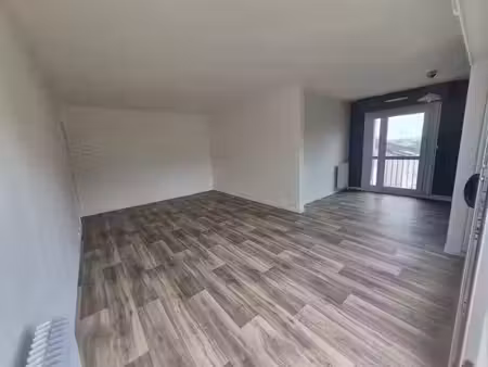 location appartement 4 pièces 85.58 m² à boissy-saint-leger (94470)  1 250 €