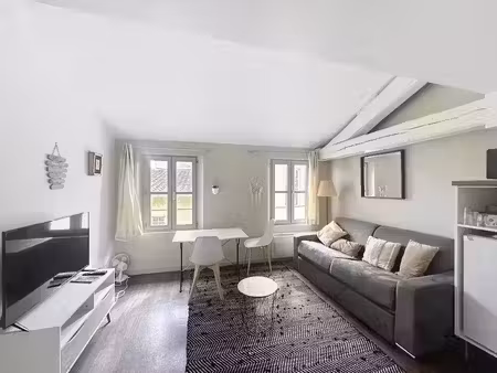 location meublée appartement 2 pièces 38.86 m² à avignon (84000)  614 €